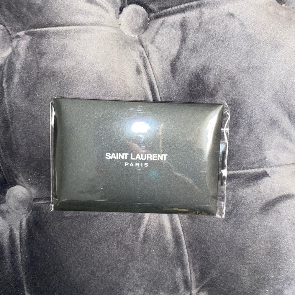 New Saint Laurent Medium Loulou Olive Green Bag - Picture 9 of 9